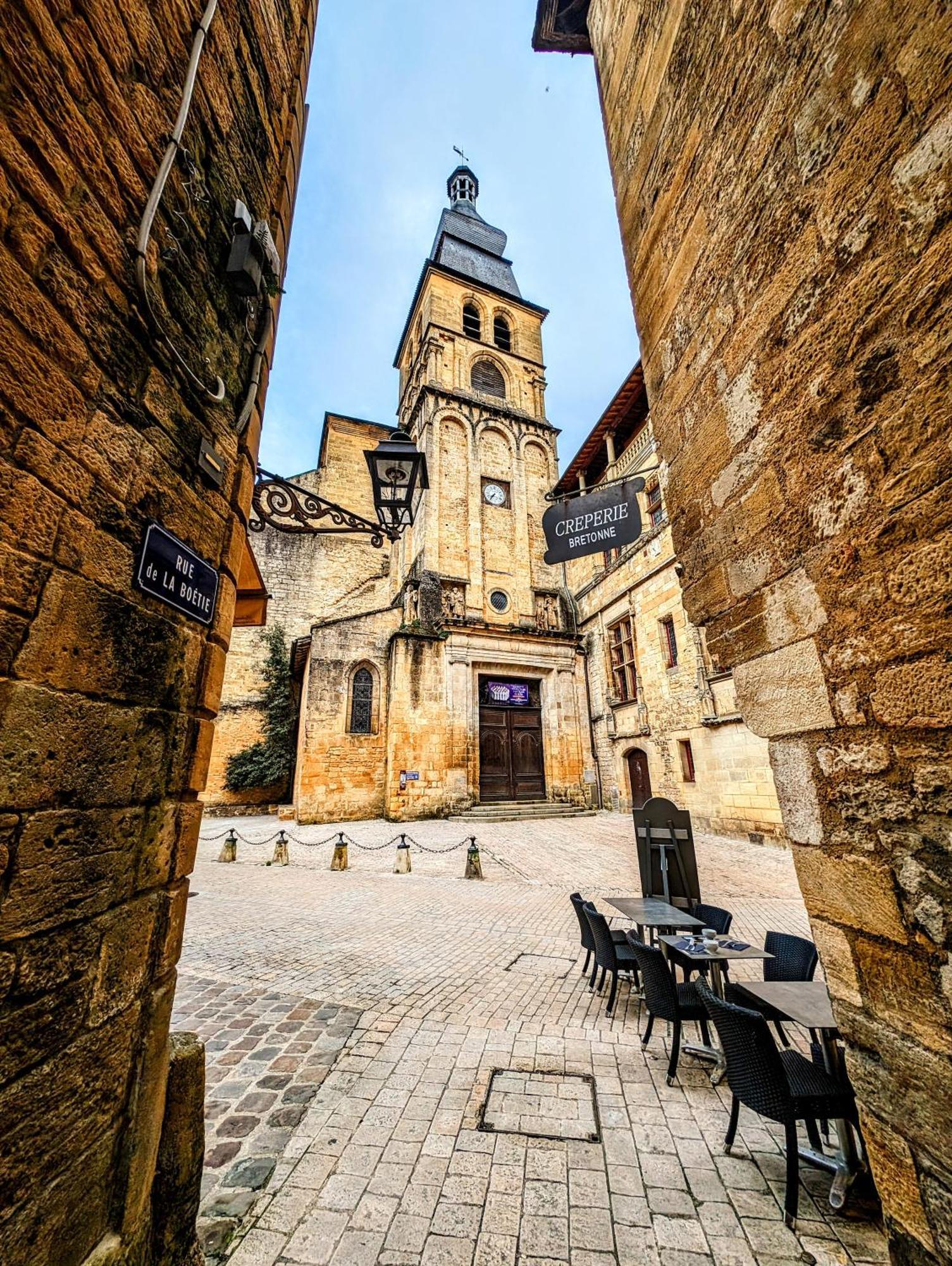 Centrally Located Sarlat Apartment With Medieval Town Views Sarlat-la-Canéda Exterior foto
